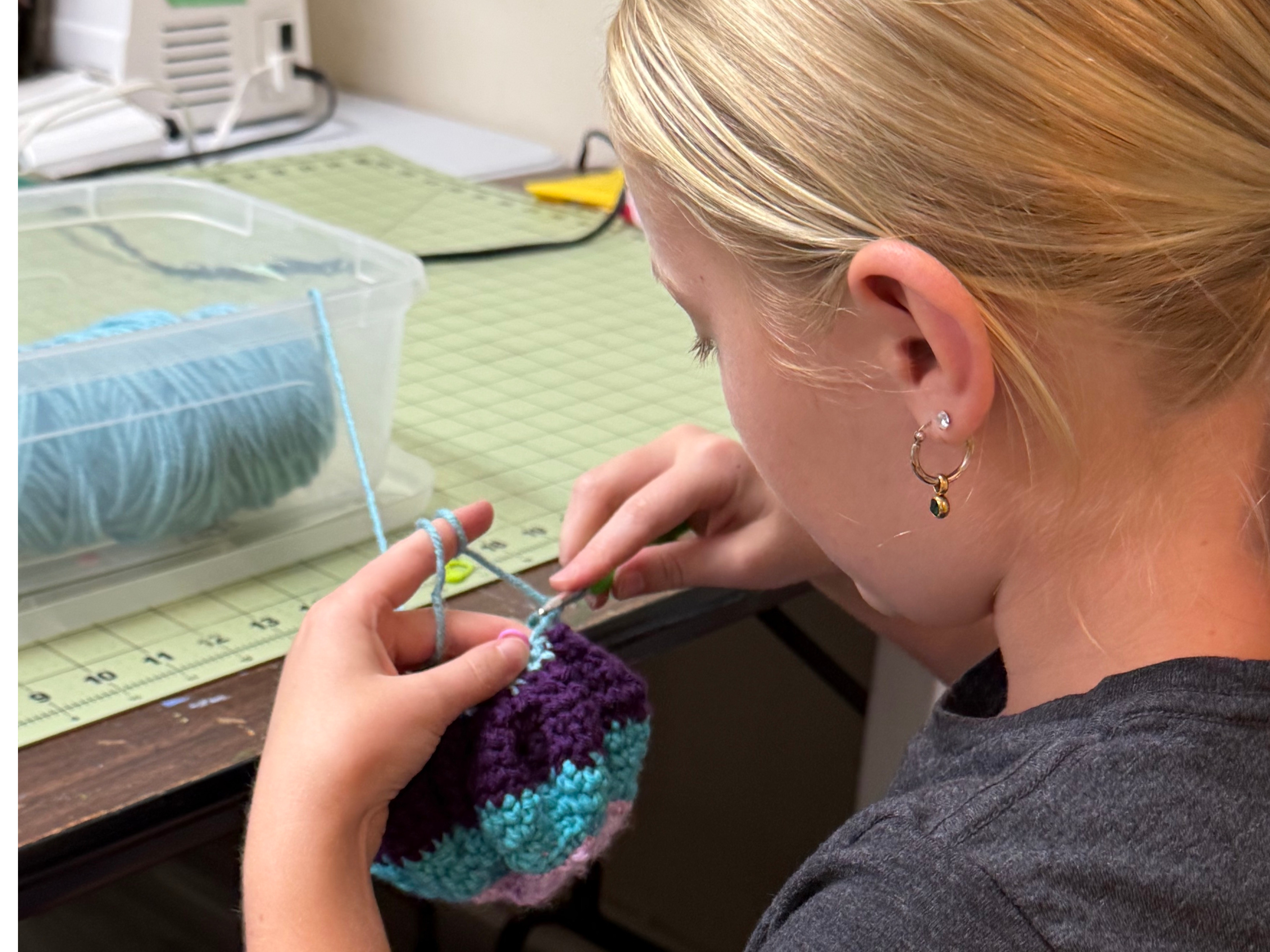 Age 9-12, 10-17, & 13-17 weekly art classes: July-August session
