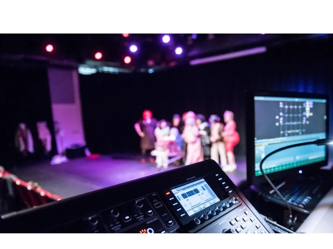 June Teen Programs (for kids who will complete grades six through twelve in May 2026)