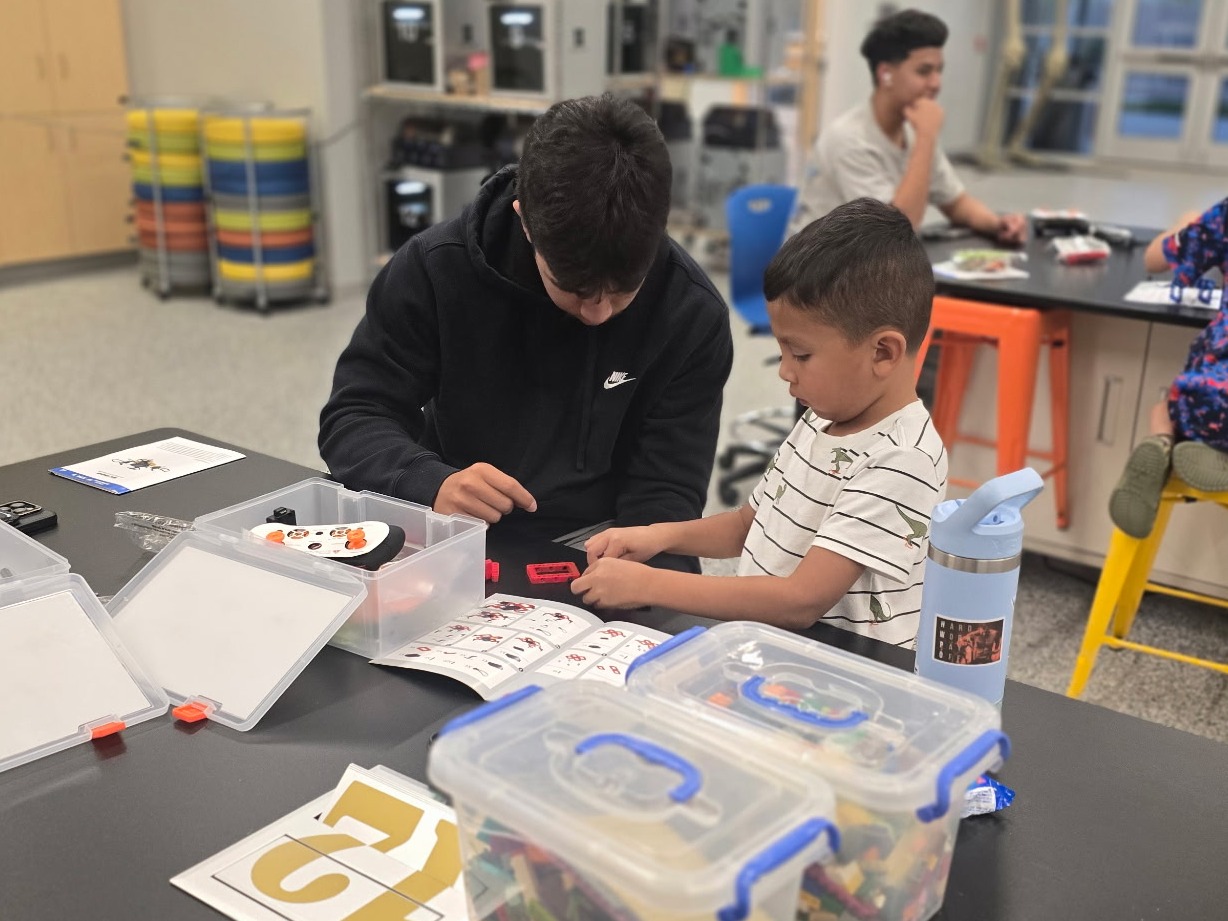 Building Bots Robotics & Engineering Fun Labs